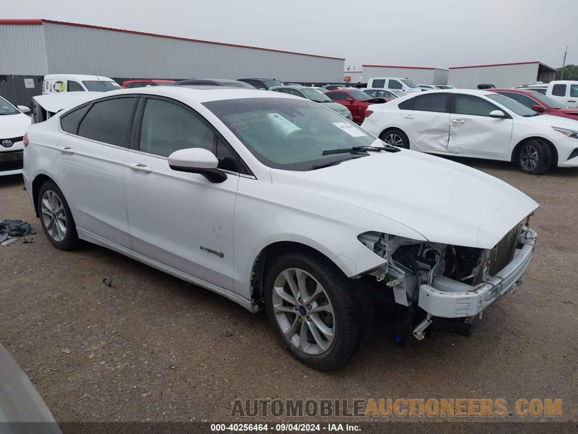 3FA6P0LU3KR141190 FORD FUSION HYBRID 2019