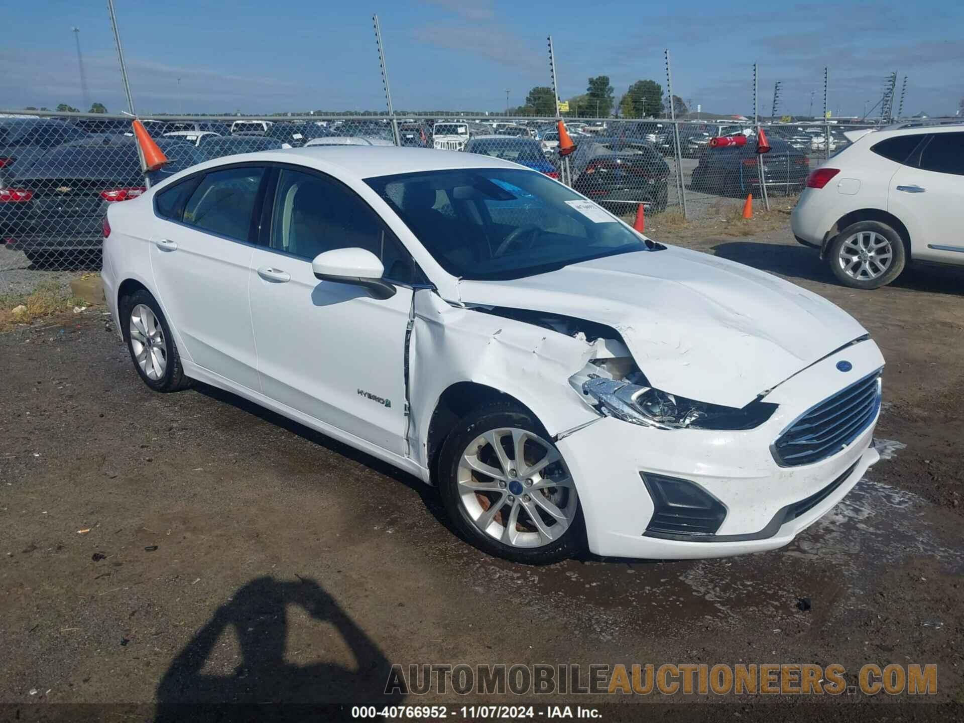 3FA6P0LU3KR169183 FORD FUSION HYBRID 2019