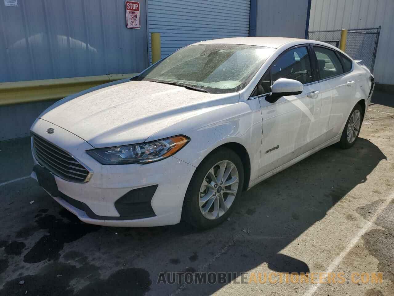 3FA6P0LU3KR178966 FORD FUSION 2019