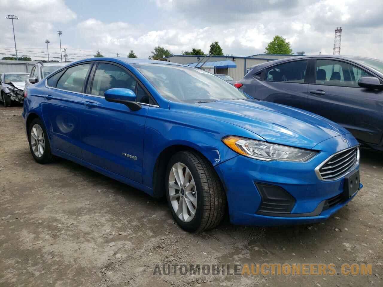 3FA6P0LU3KR194469 FORD FUSION 2019