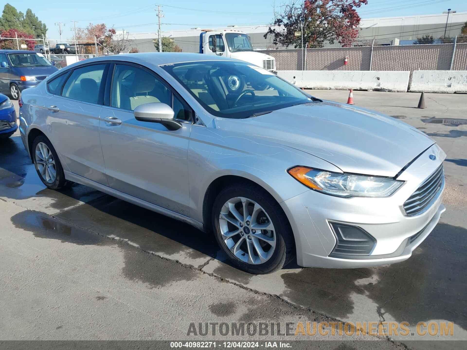 3FA6P0LU3KR240091 FORD FUSION HYBRID 2019