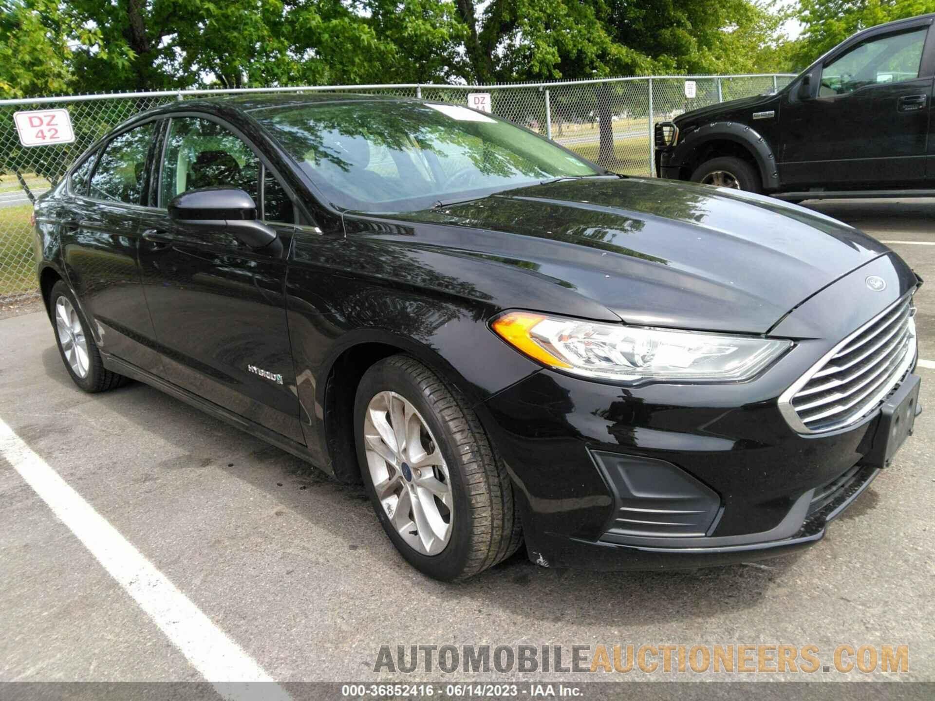 3FA6P0LU3KR243718 FORD FUSION HYBRID 2019