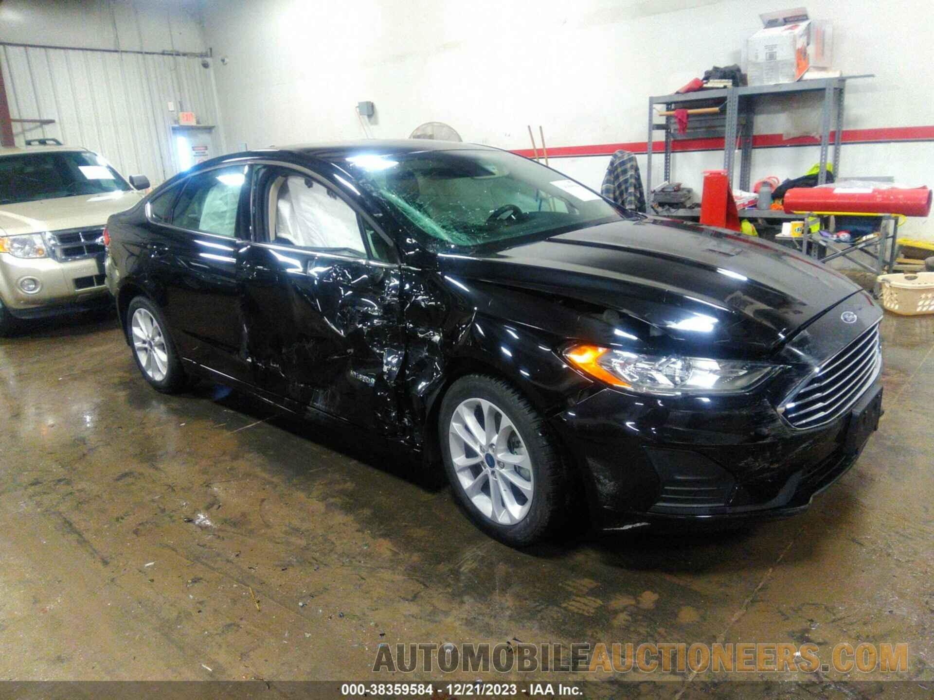 3FA6P0LU3KR255271 FORD FUSION 2019