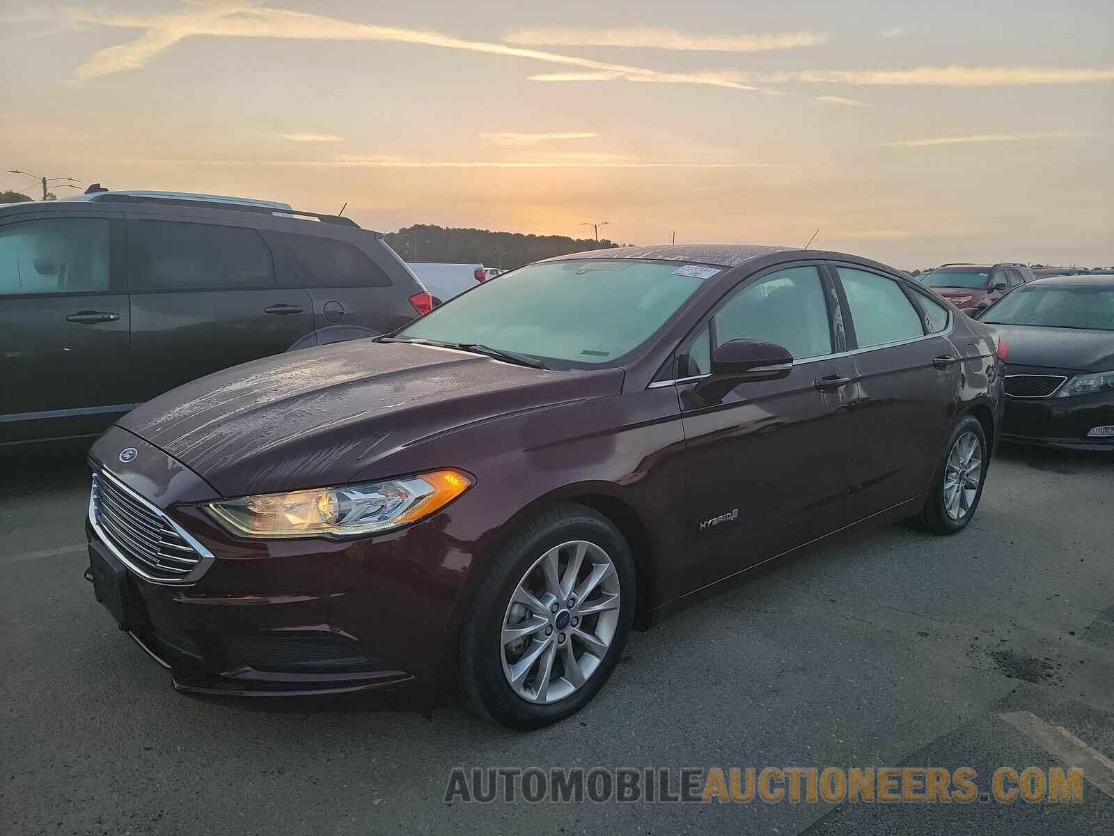 3FA6P0LU4HR266580 Ford Fusion Hybrid 2017