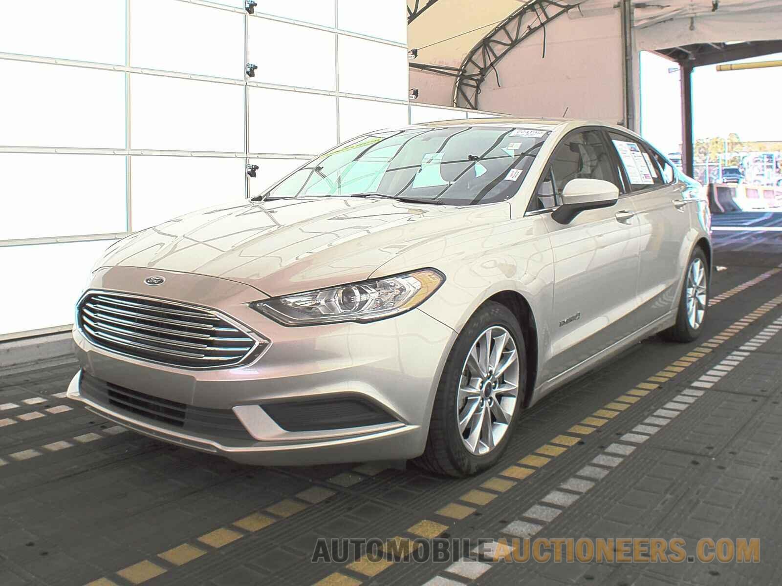 3FA6P0LU4HR295237 Ford Fusion Hybrid 2017