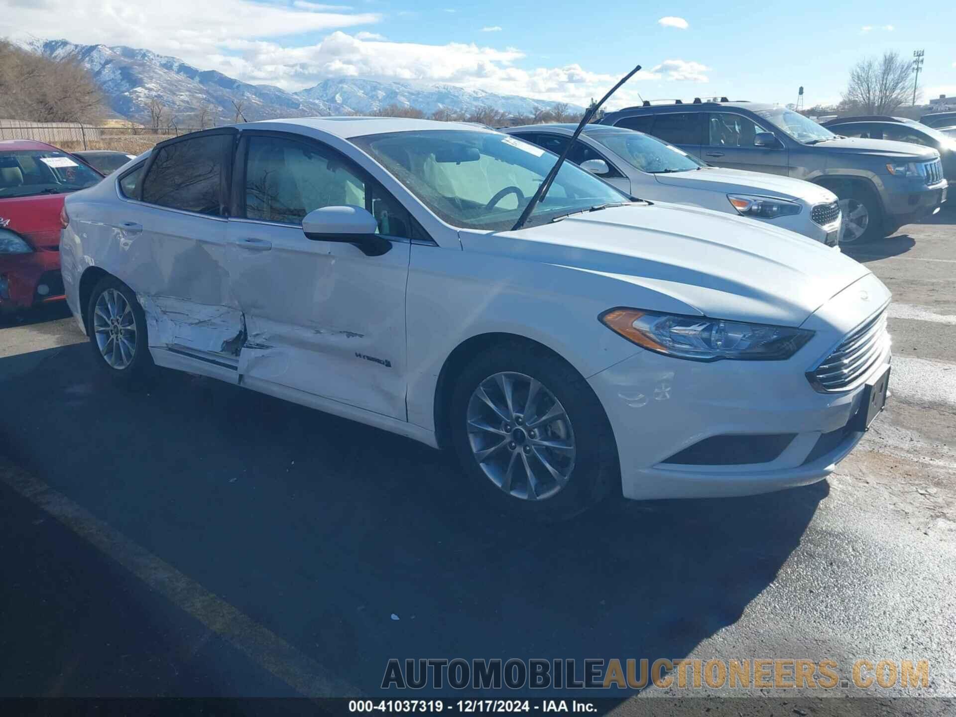 3FA6P0LU4HR324834 FORD FUSION HYBRID 2017