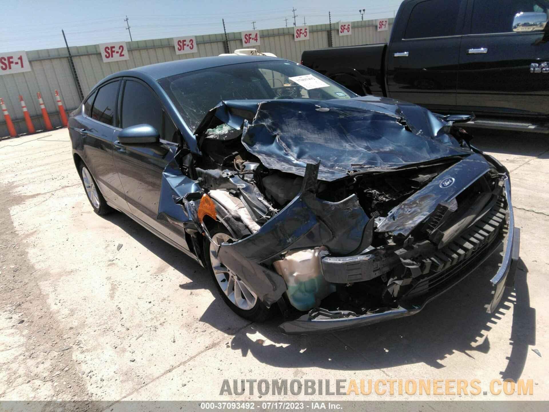 3FA6P0LU4KR100521 FORD FUSION HYBRID 2019