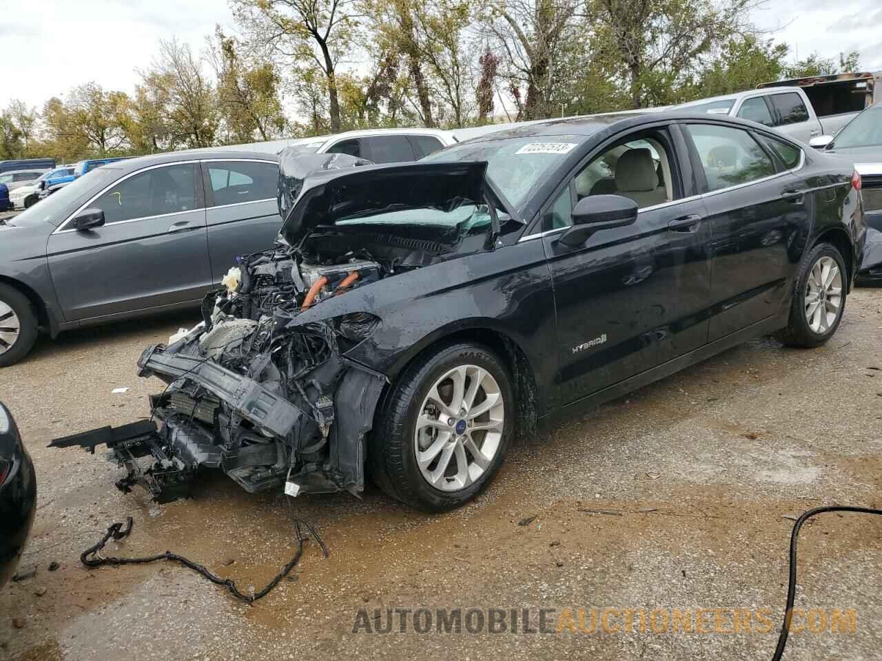 3FA6P0LU4KR105119 FORD FUSION 2019