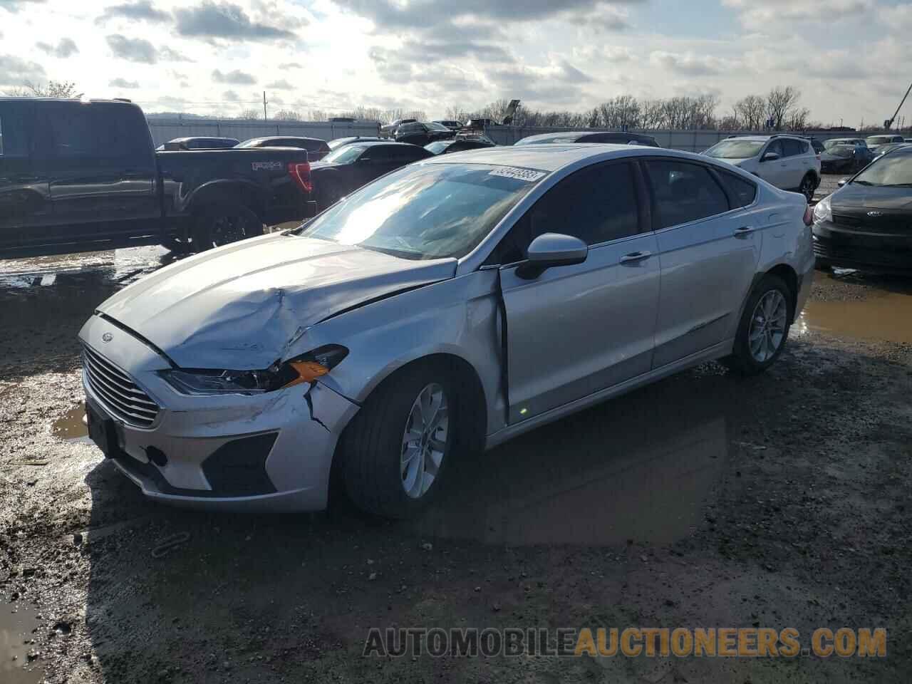 3FA6P0LU4KR118470 FORD FUSION 2019