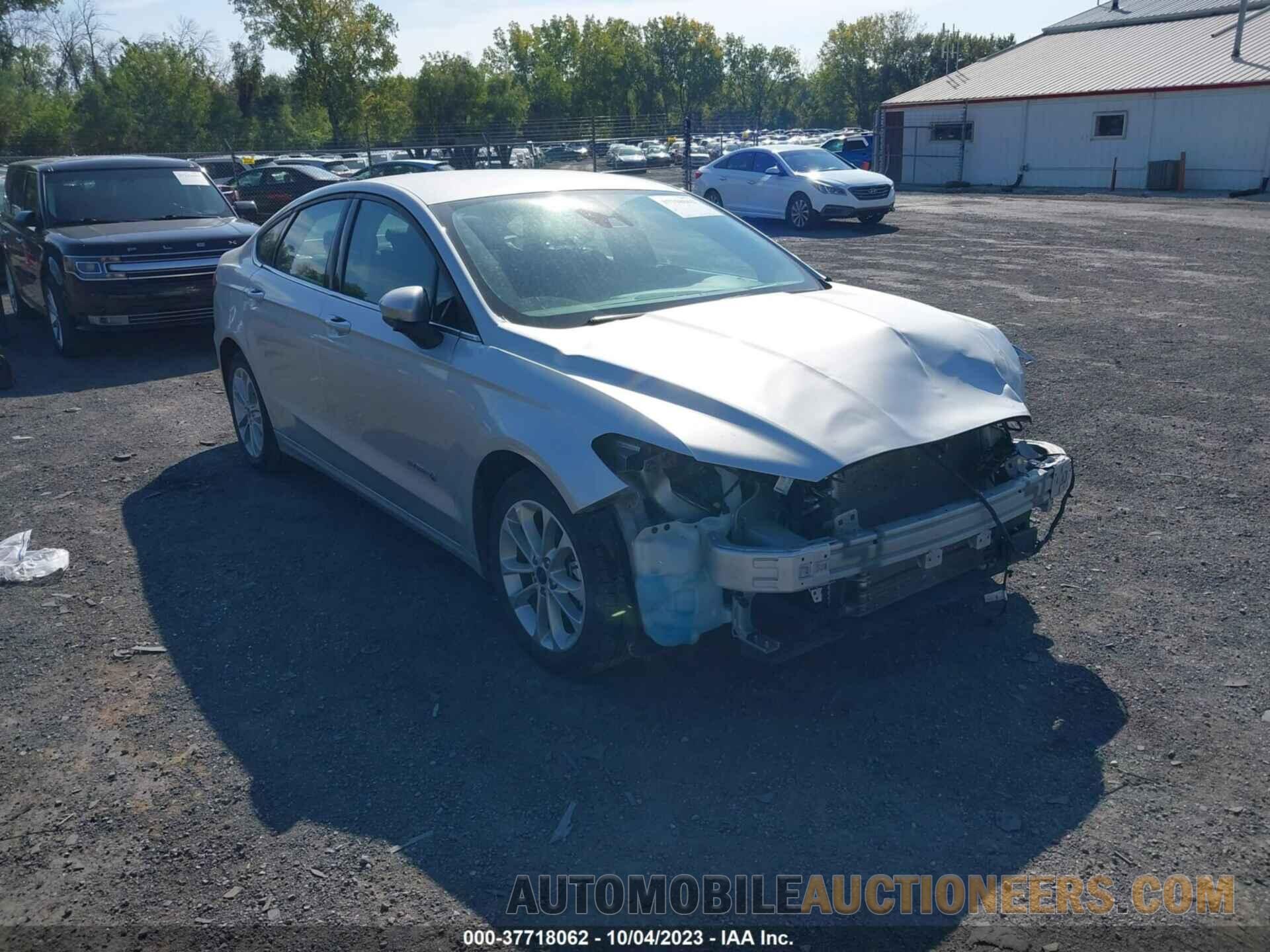 3FA6P0LU4KR179978 FORD FUSION 2019