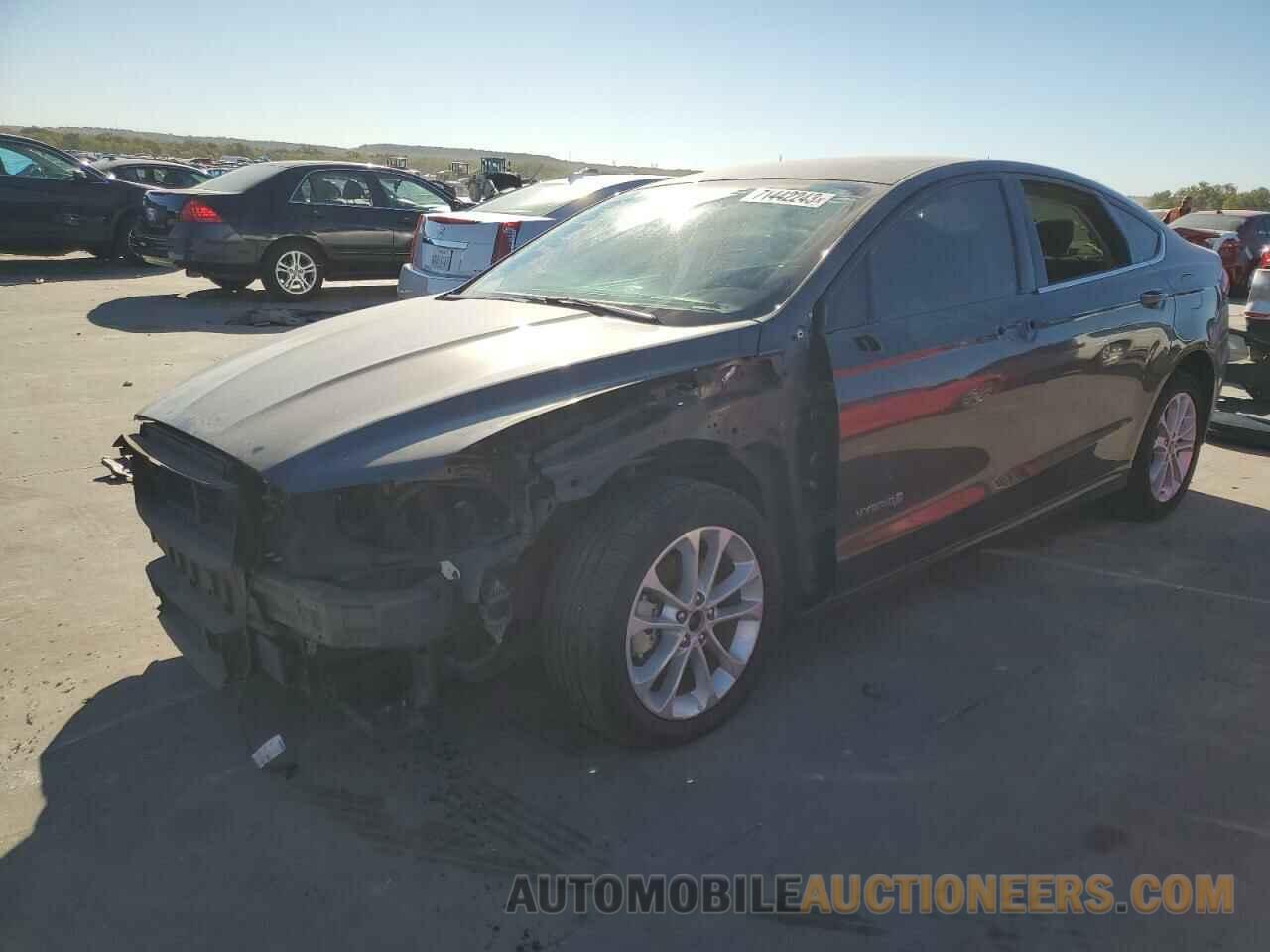 3FA6P0LU4KR204880 FORD FUSION 2019