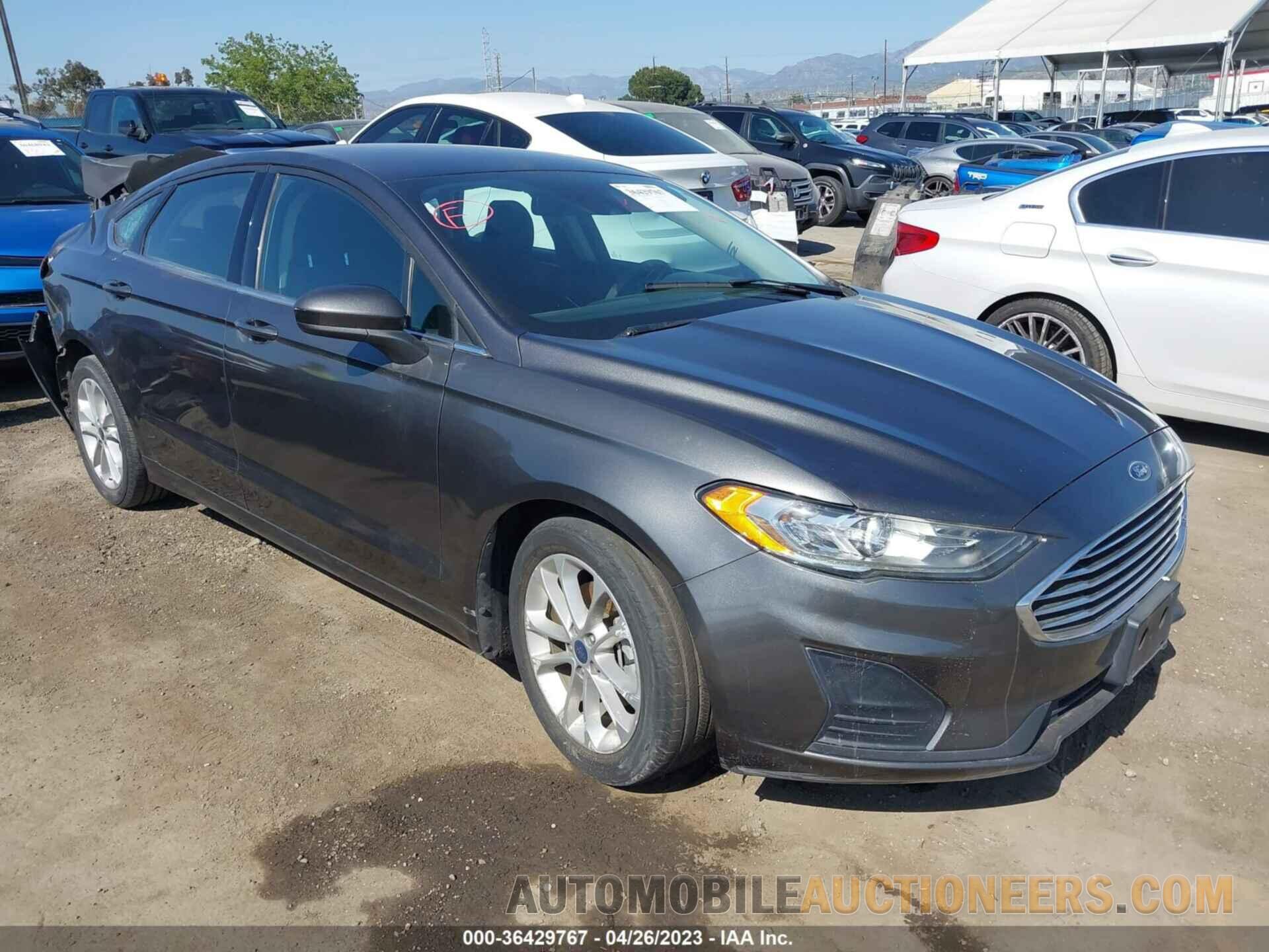 3FA6P0LU4KR225468 FORD FUSION HYBRID 2019