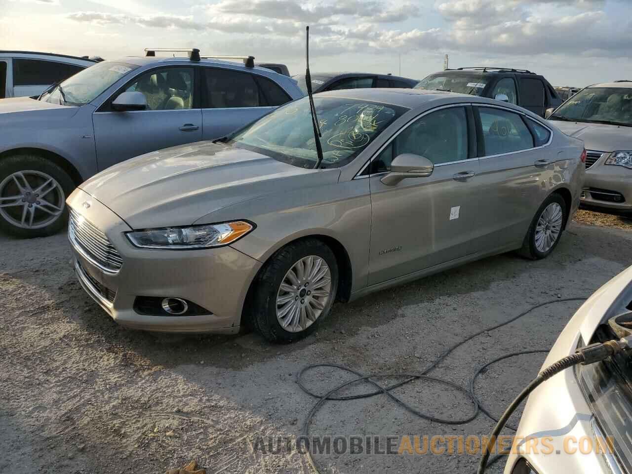 3FA6P0LU5GR110580 FORD FUSION 2016