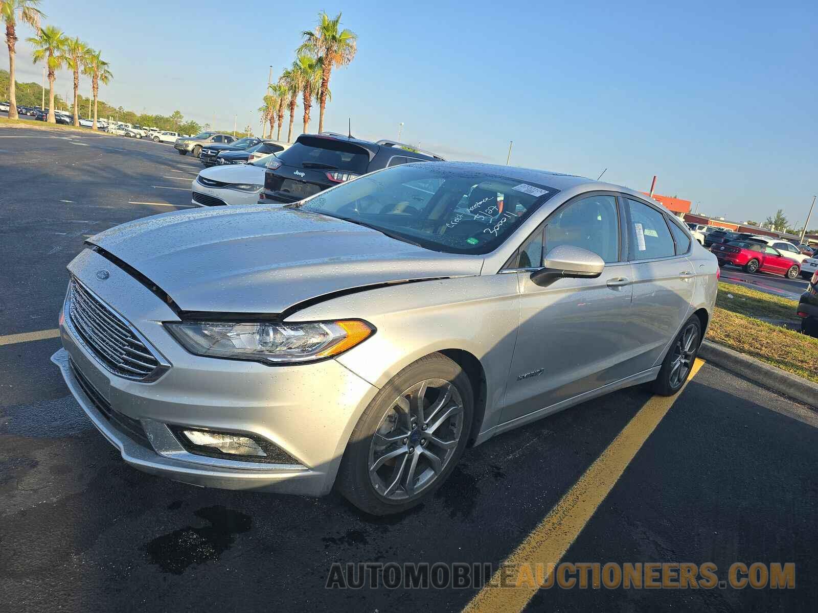 3FA6P0LU5HR300011 Ford Fusion Hybrid 2017