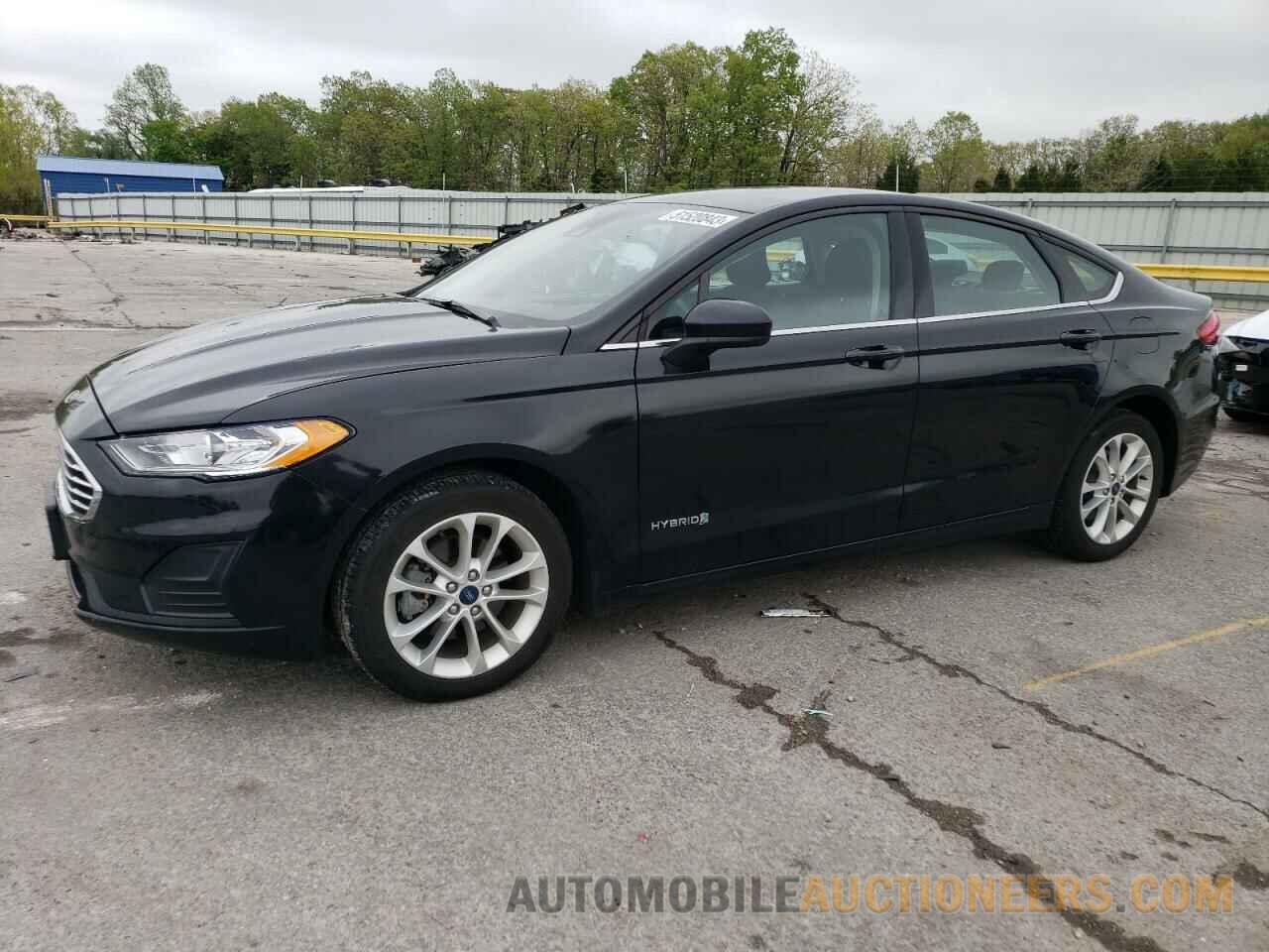 3FA6P0LU5KR121796 FORD FUSION 2019