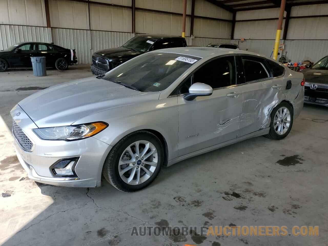 3FA6P0LU5KR140364 FORD FUSION 2019