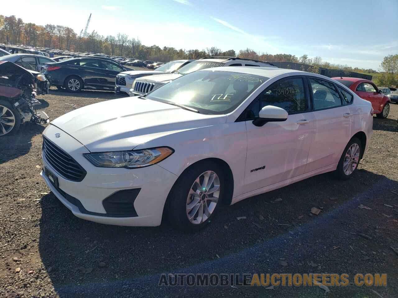 3FA6P0LU5KR180170 FORD FUSION 2019