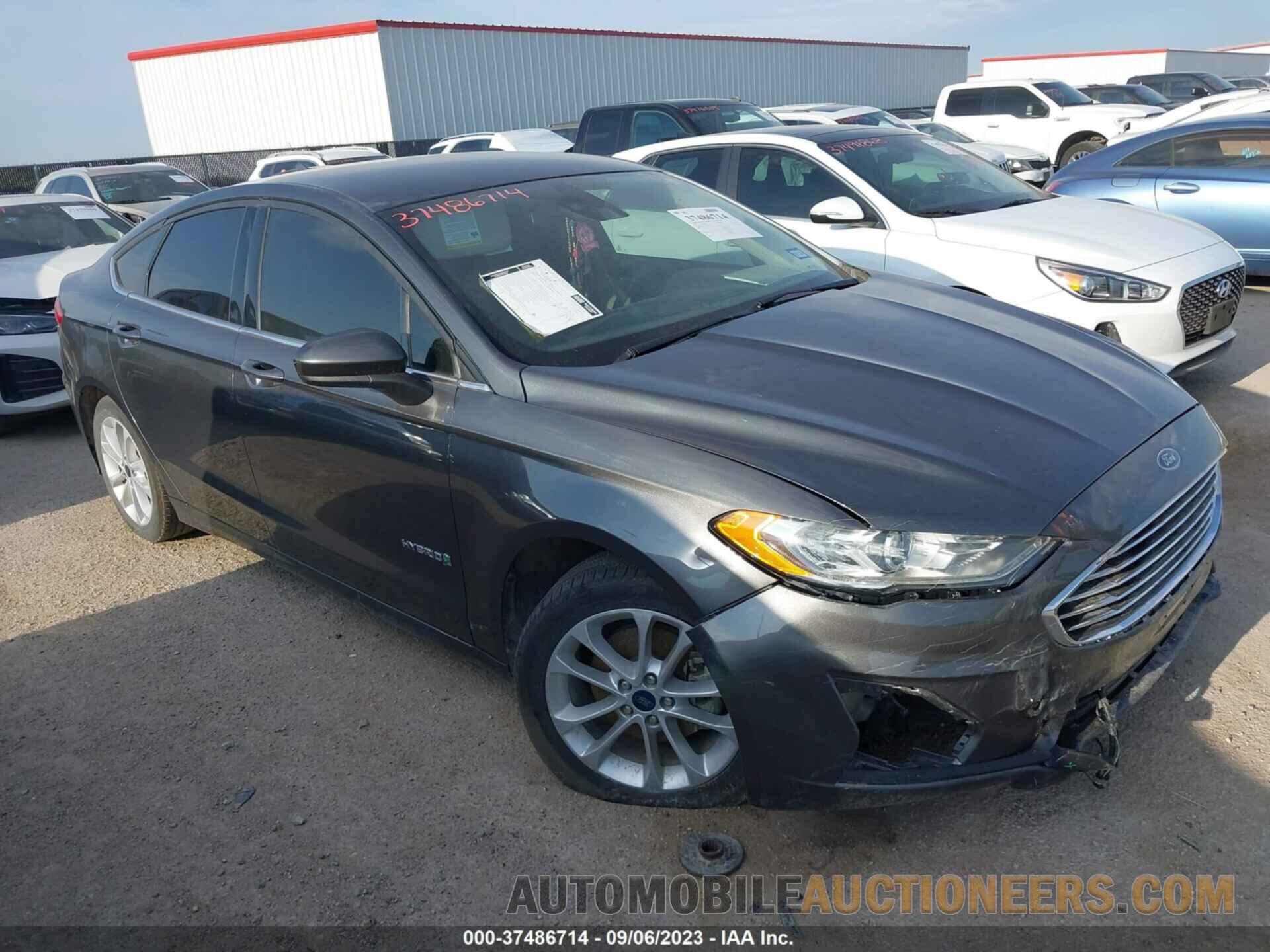 3FA6P0LU5KR217752 FORD FUSION 2019