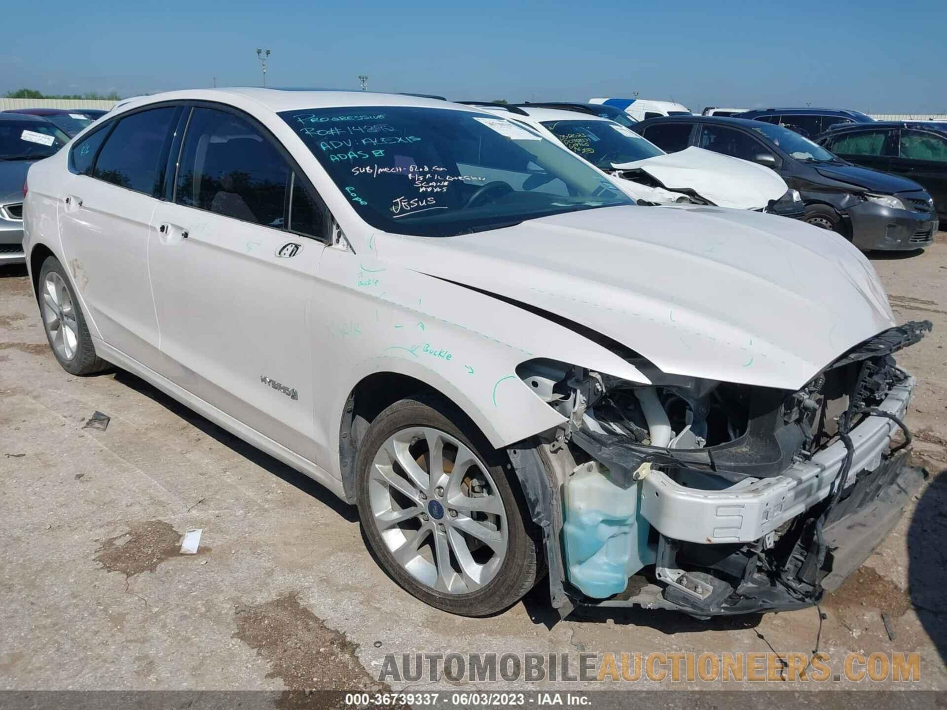 3FA6P0LU5KR242022 FORD FUSION HYBRID 2019