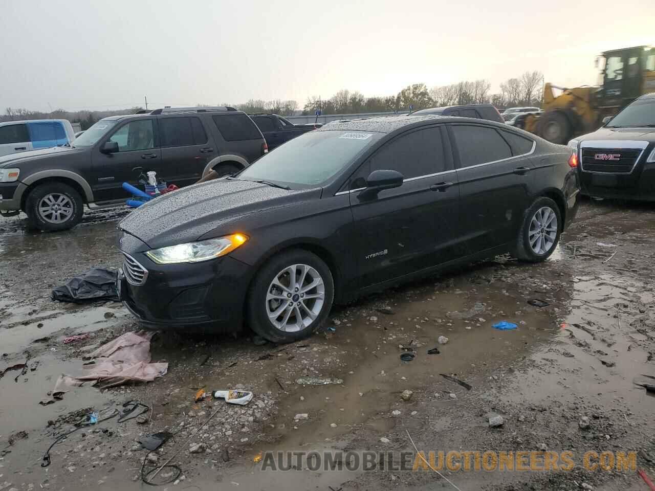 3FA6P0LU5KR262089 FORD FUSION 2019