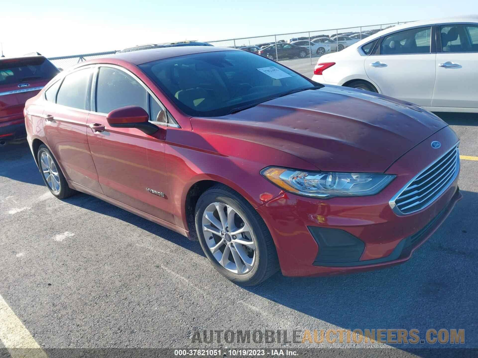 3FA6P0LU5KR263050 FORD FUSION HYBRID 2019