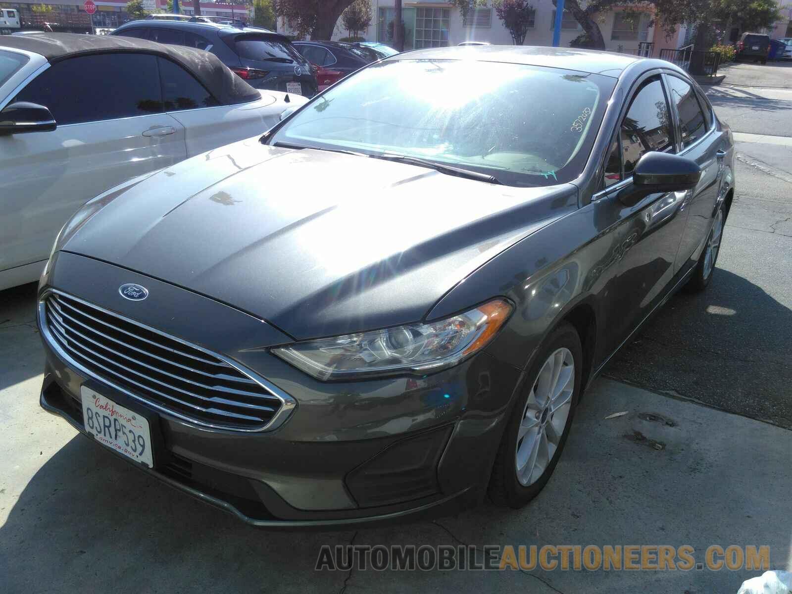 3FA6P0LU5LR226405 Ford Fusion Hybrid 2020