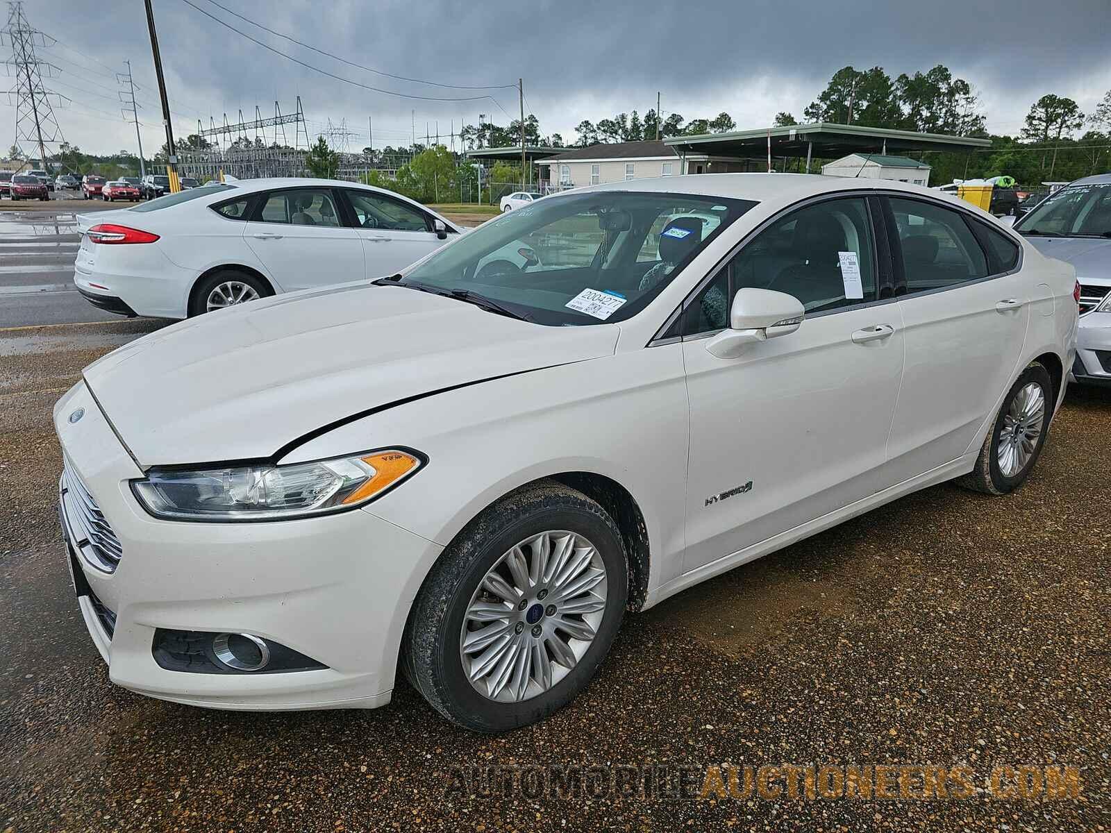 3FA6P0LU6FR160032 Ford Fusion Hybrid 2015