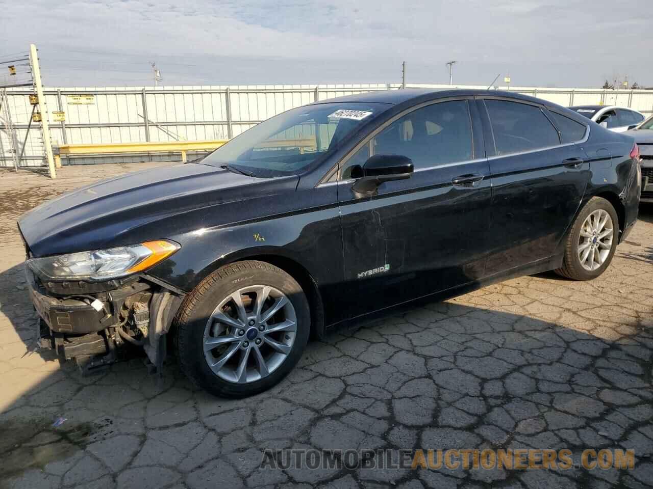 3FA6P0LU6HR187976 FORD FUSION 2017