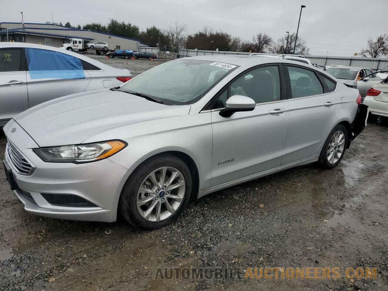 3FA6P0LU6HR296129 FORD FUSION 2017