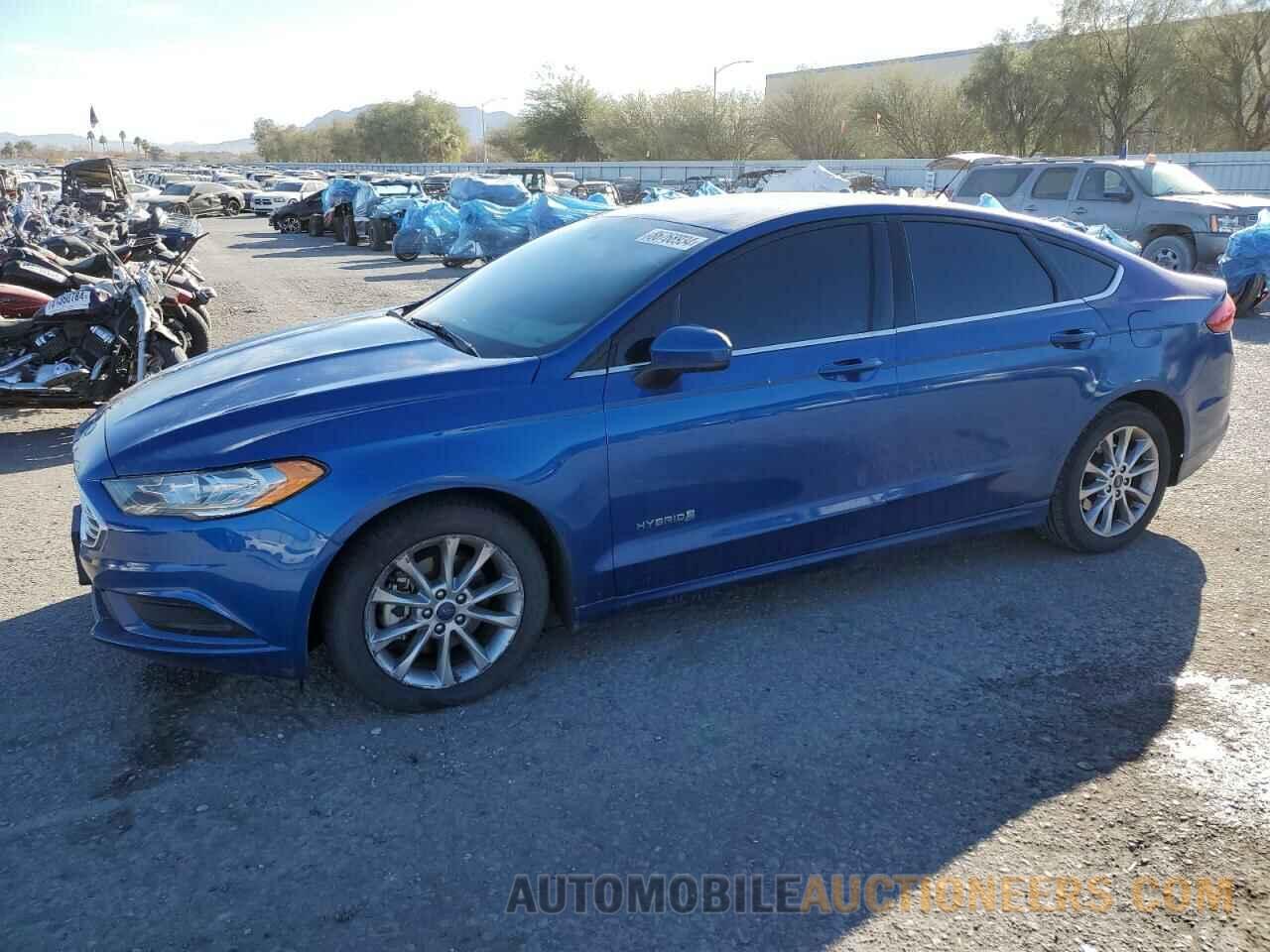 3FA6P0LU6HR354899 FORD FUSION 2017