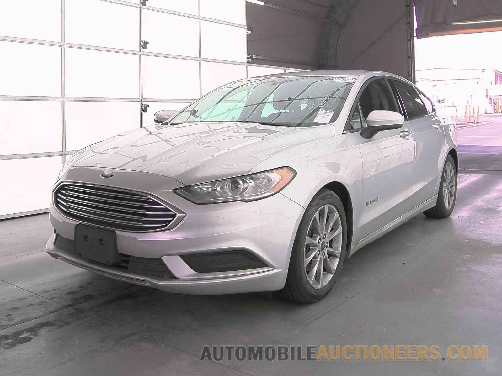 3FA6P0LU6HR382184 Ford Fusion Hybrid 2017