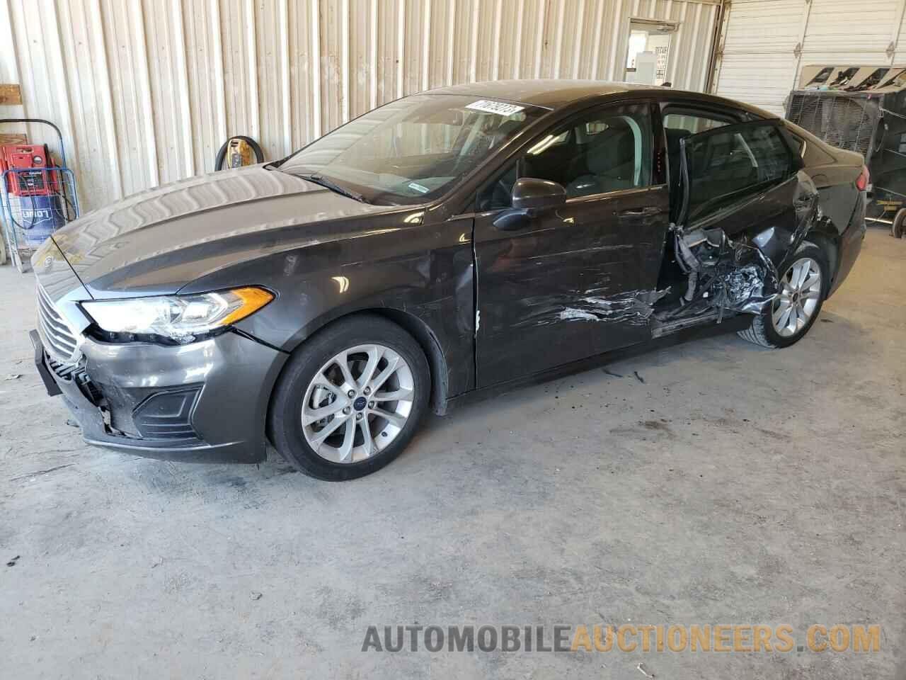 3FA6P0LU6KR121113 FORD FUSION 2019