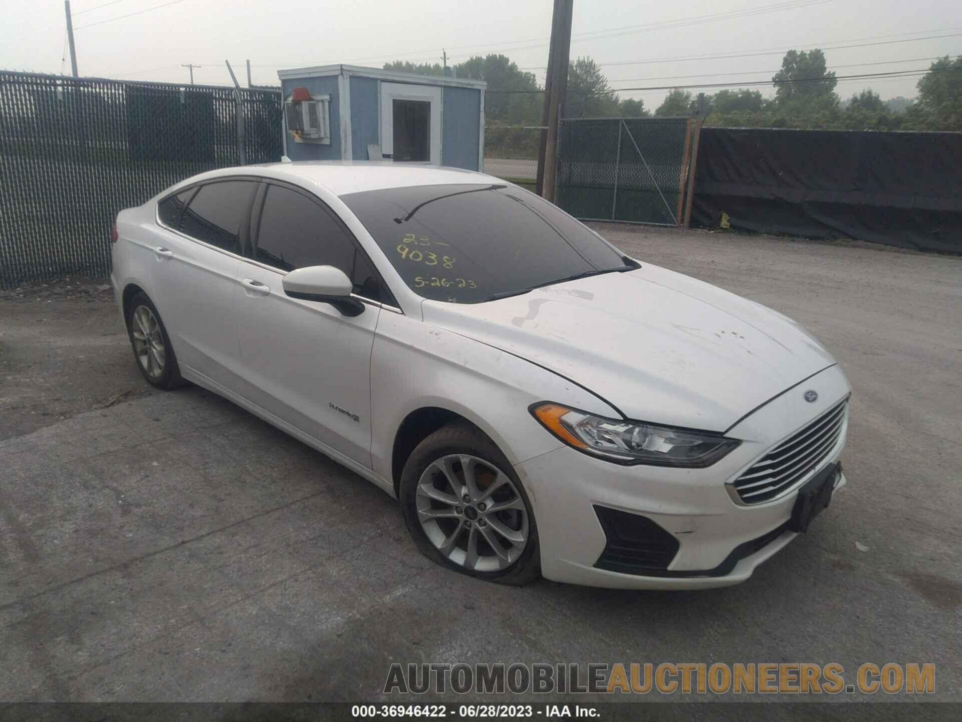 3FA6P0LU6KR129535 FORD FUSION HYBRID 2019