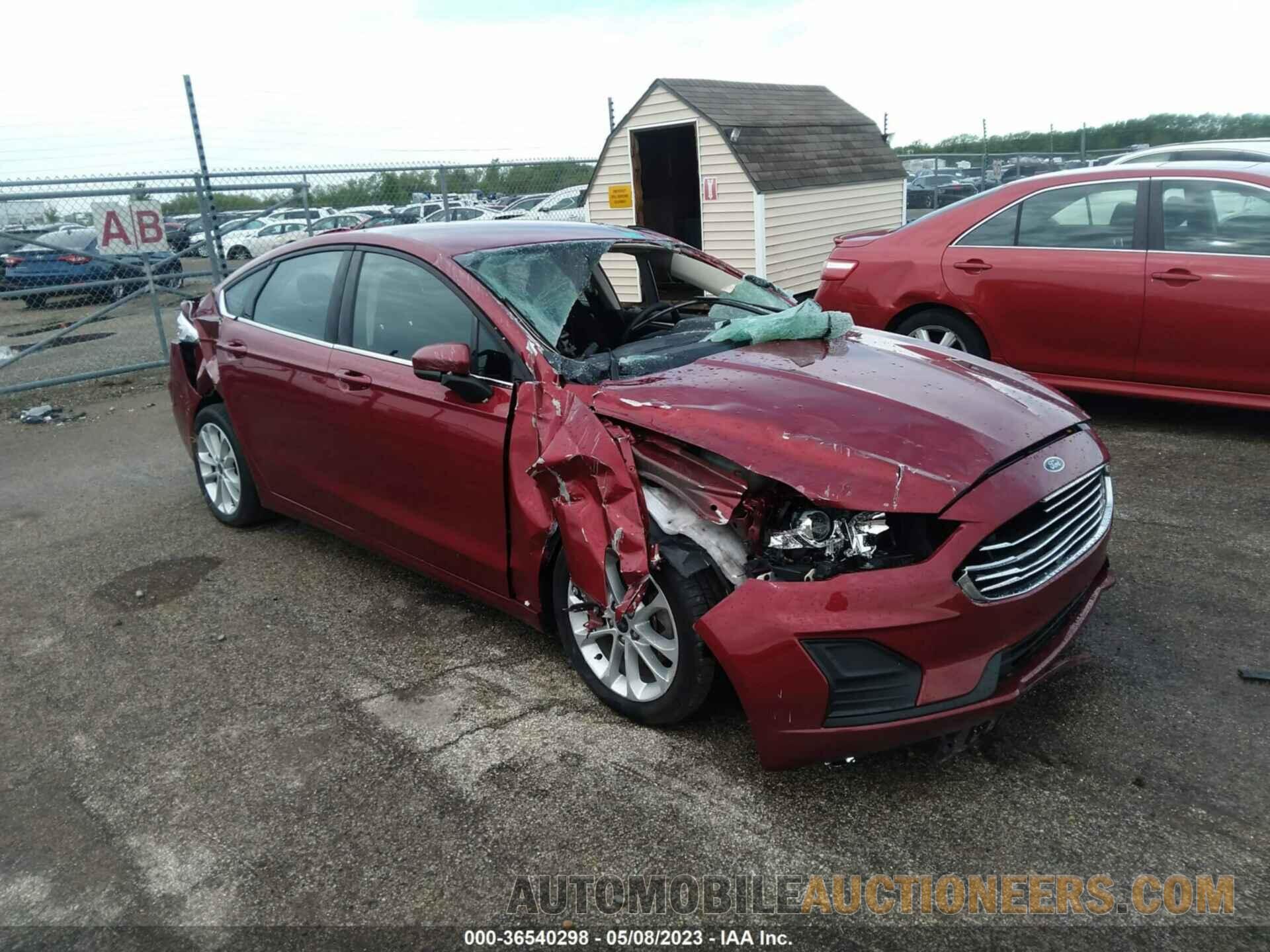 3FA6P0LU6KR166990 FORD FUSION HYBRID 2019