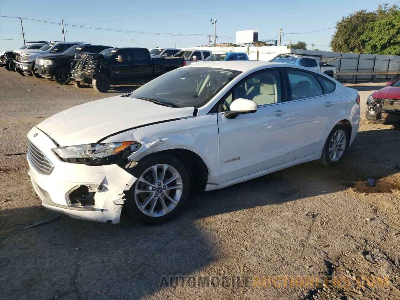 3FA6P0LU6KR188312 FORD FUSION 2019