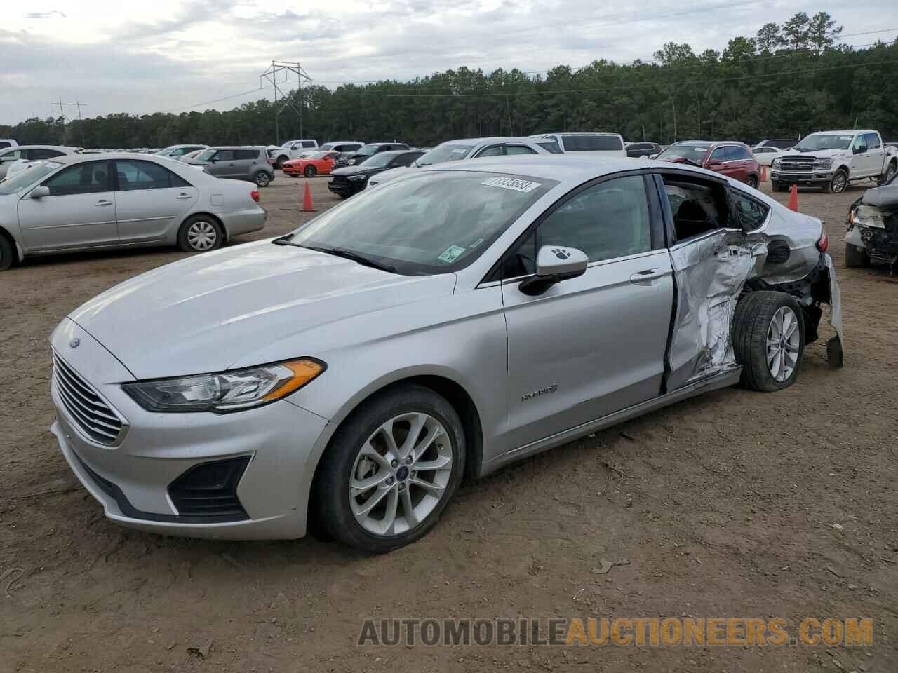 3FA6P0LU6KR204928 FORD FUSION 2019