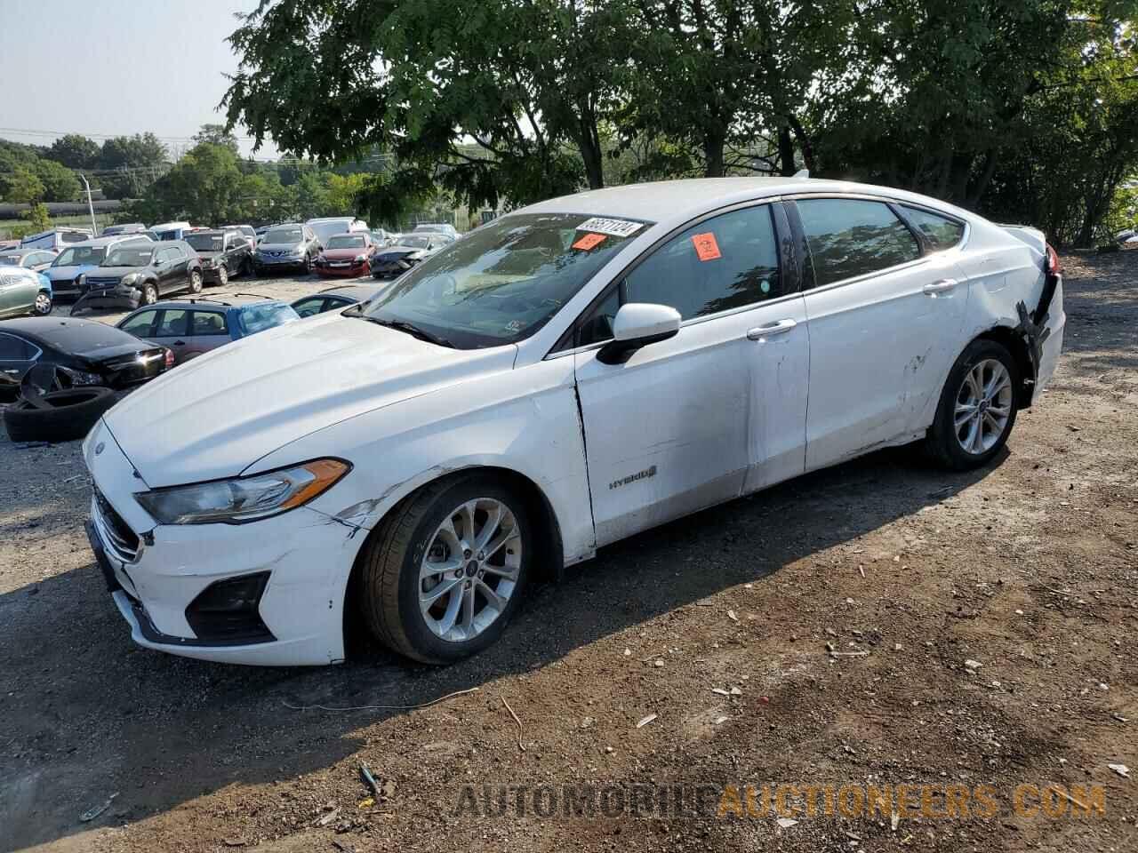 3FA6P0LU6KR205982 FORD FUSION 2019