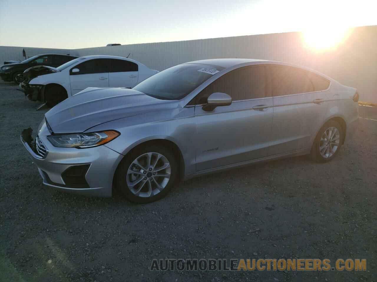 3FA6P0LU6KR207926 FORD FUSION 2019