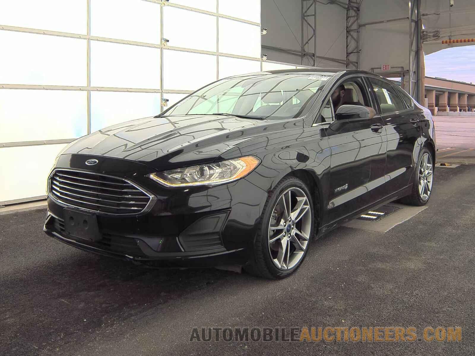 3FA6P0LU6KR243244 Ford Fusion Hybrid 2019