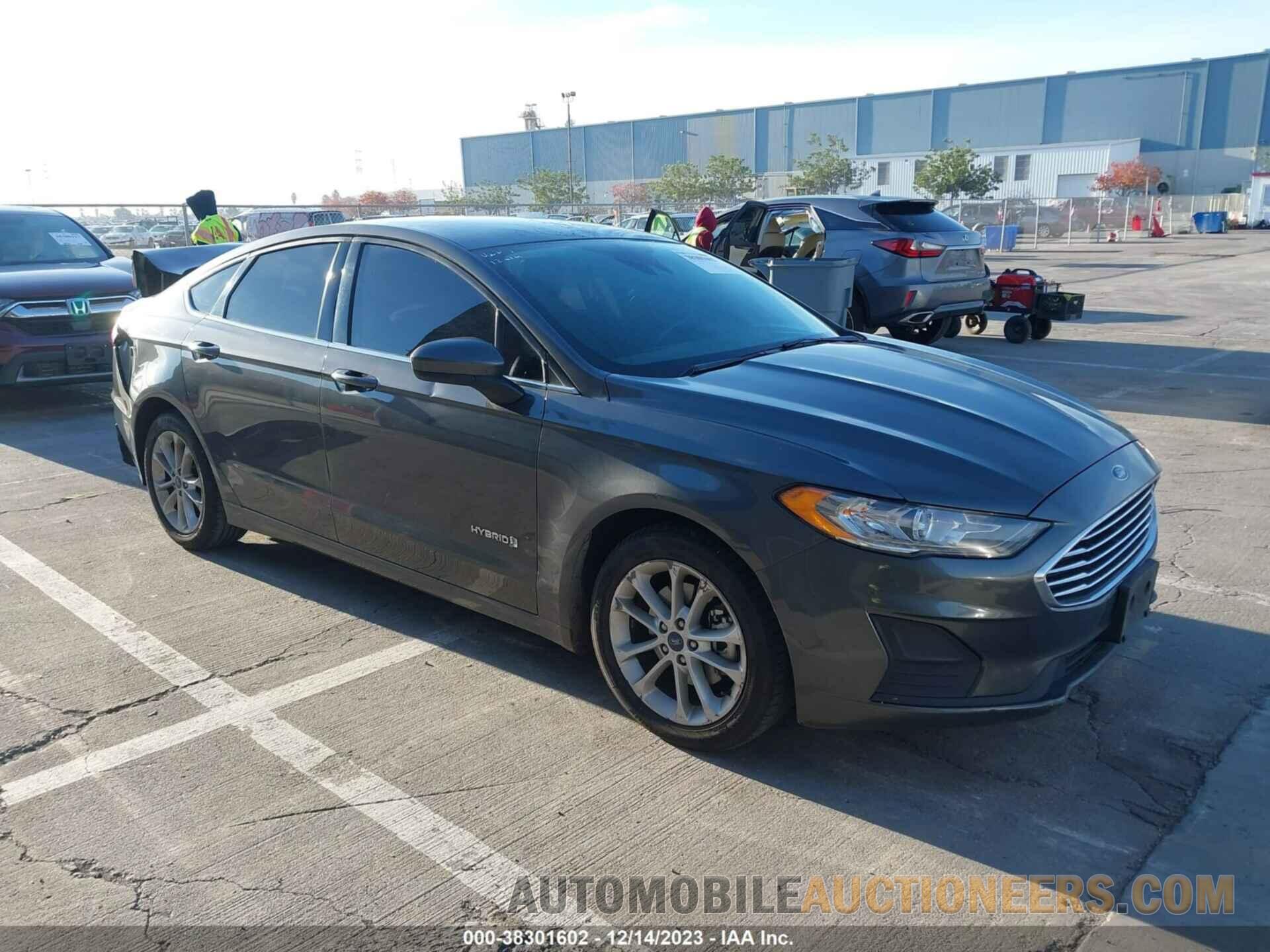 3FA6P0LU6KR261548 FORD FUSION HYBRID 2019