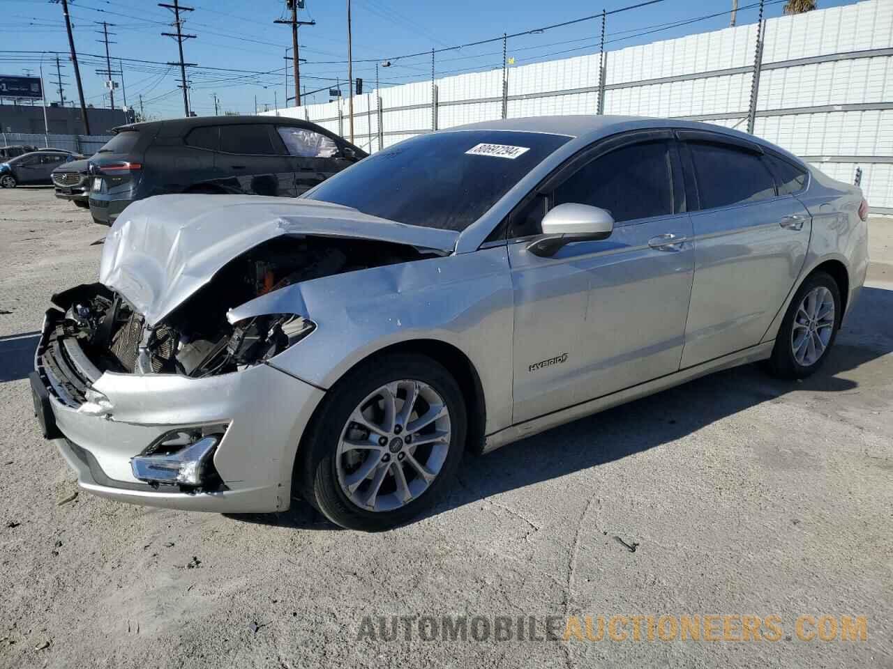 3FA6P0LU6KR261596 FORD FUSION 2019