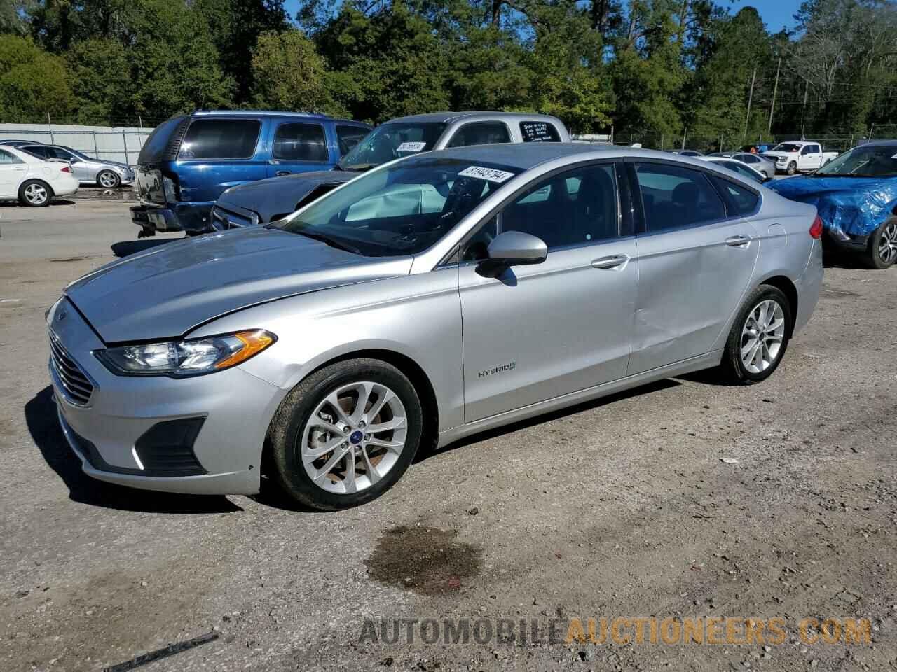 3FA6P0LU6KR263137 FORD FUSION 2019