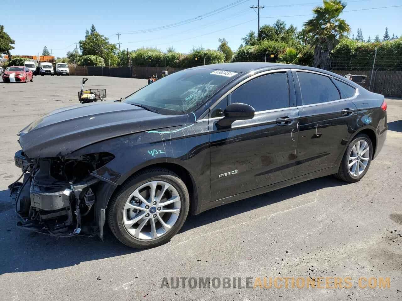 3FA6P0LU6KR271562 FORD FUSION 2019