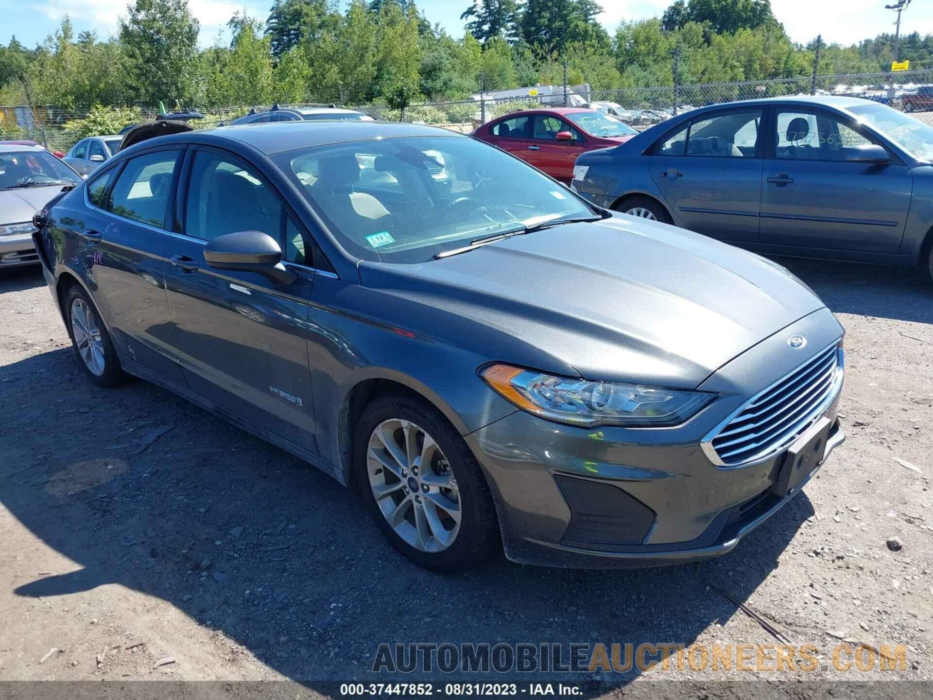 3FA6P0LU6KR273456 FORD FUSION HYBRID 2019