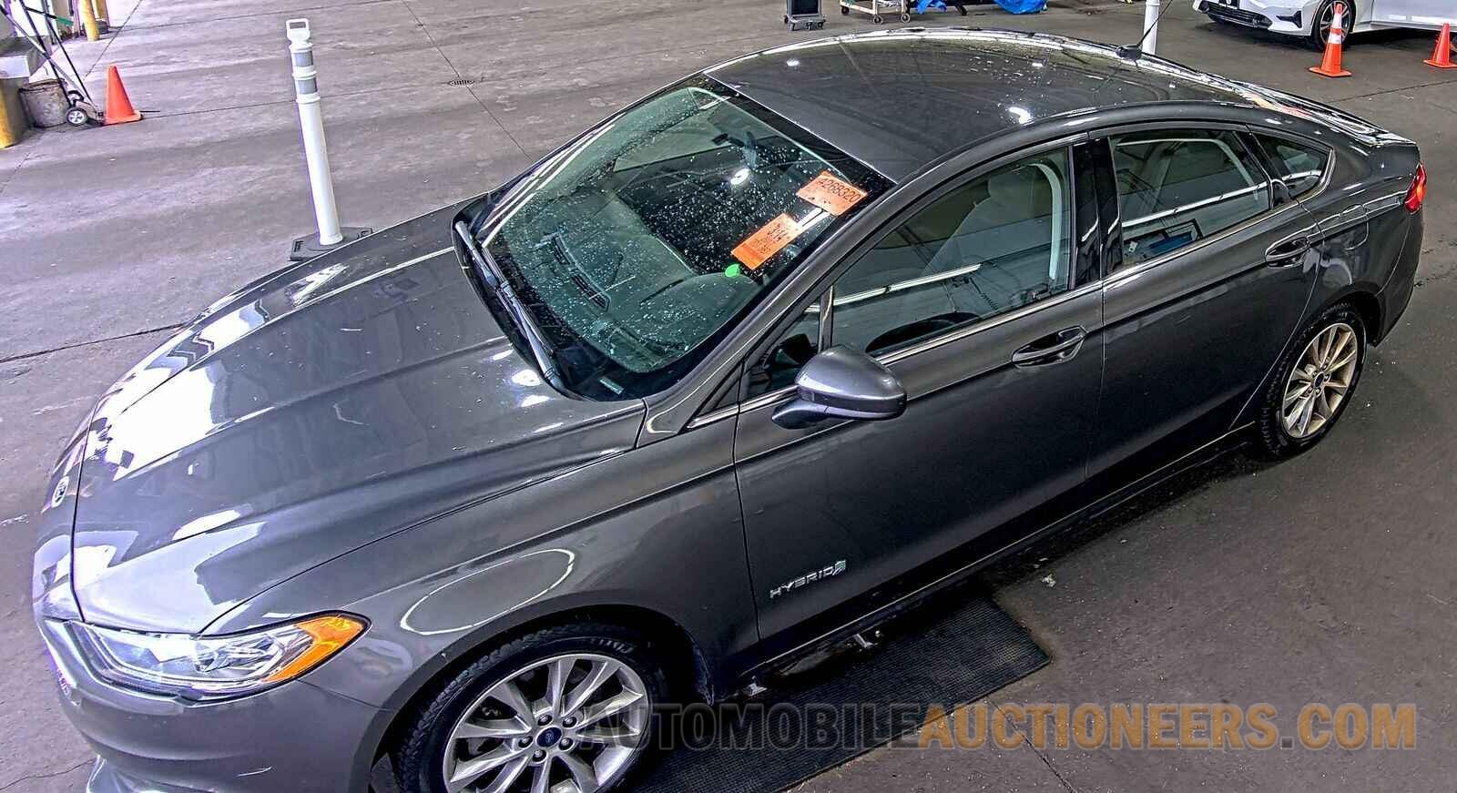 3FA6P0LU7HR136616 Ford Fusion Hybrid 2017