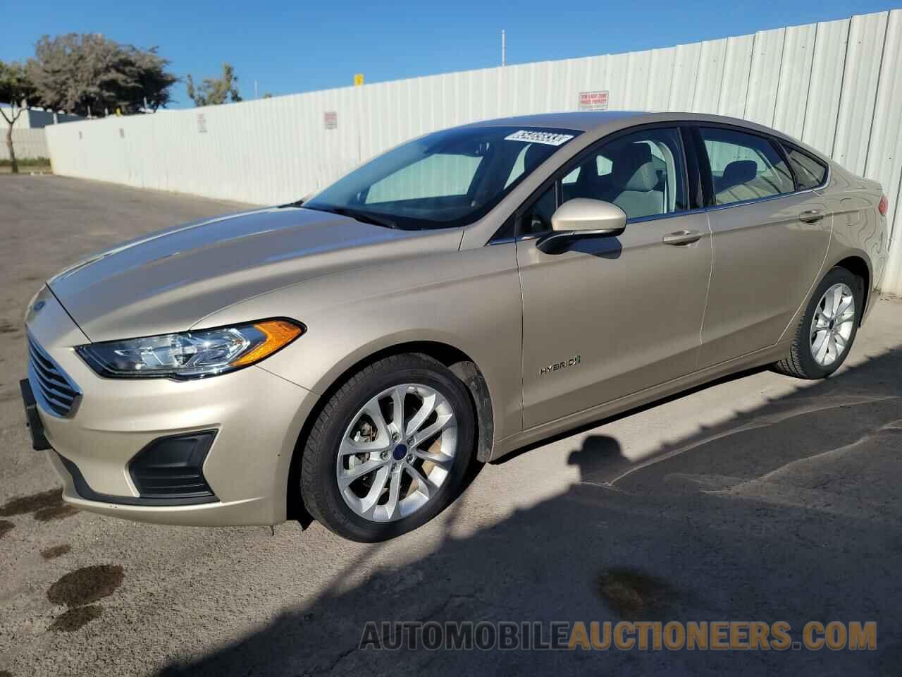 3FA6P0LU7KR104708 FORD FUSION 2019