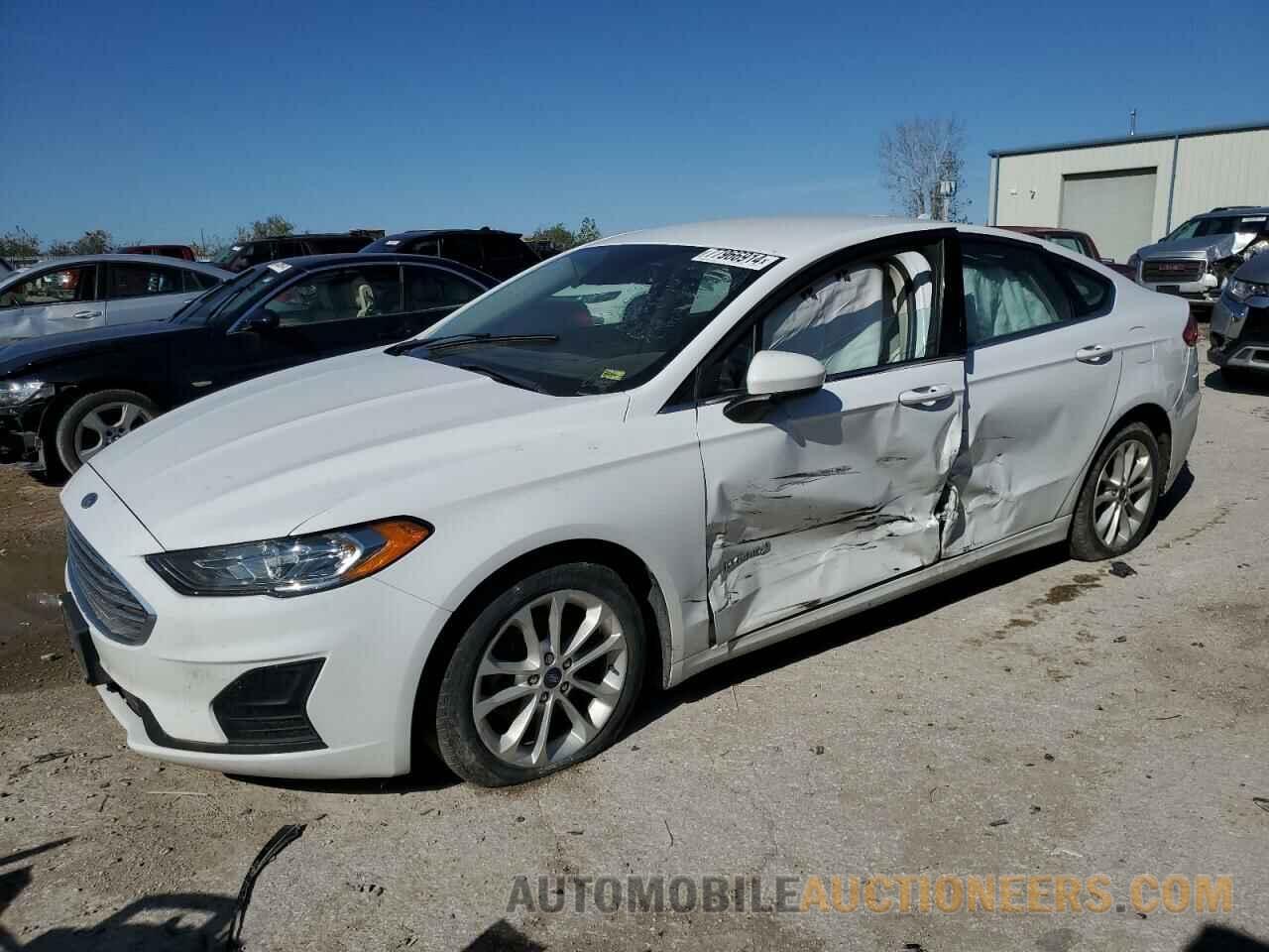 3FA6P0LU7KR124604 FORD FUSION 2019