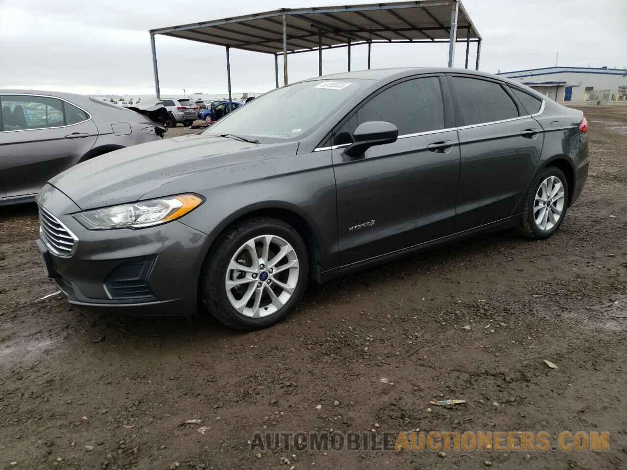 3FA6P0LU7KR140124 FORD FUSION 2019