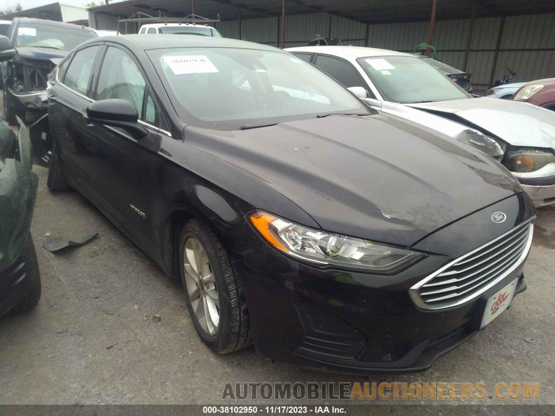 3FA6P0LU7KR142262 FORD FUSION HYBRID 2019