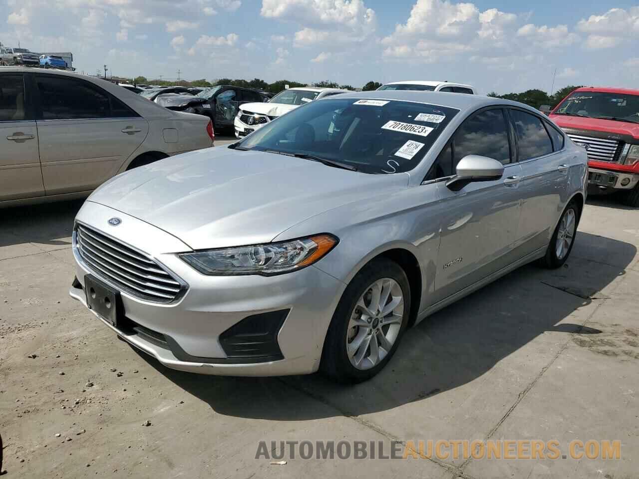 3FA6P0LU7KR256617 FORD FUSION 2019